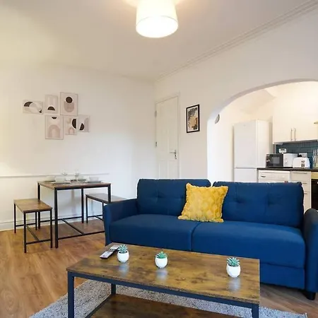 3 Bedroom With Free Parking 公寓 *