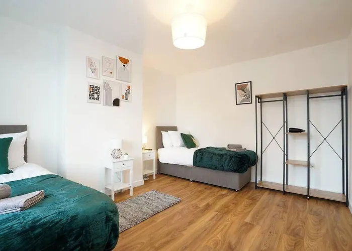 3 Bedroom With Free Parking Appartamento *