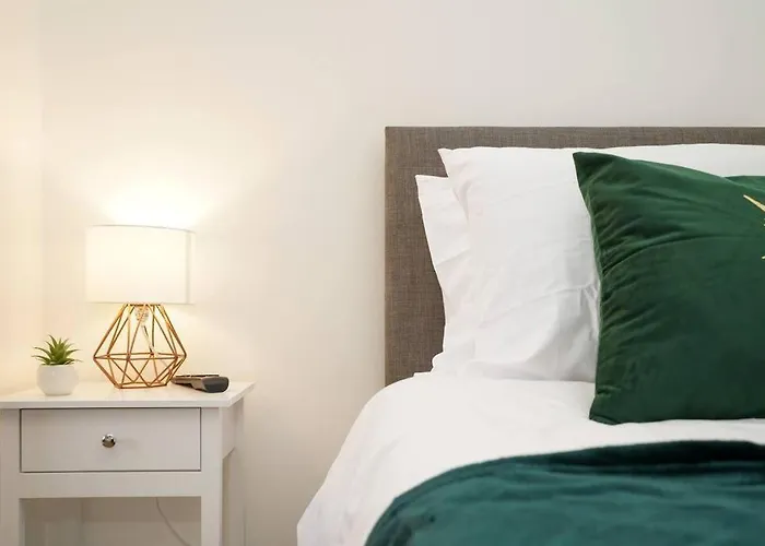 Appartamento 3 Bedroom With Free Parking