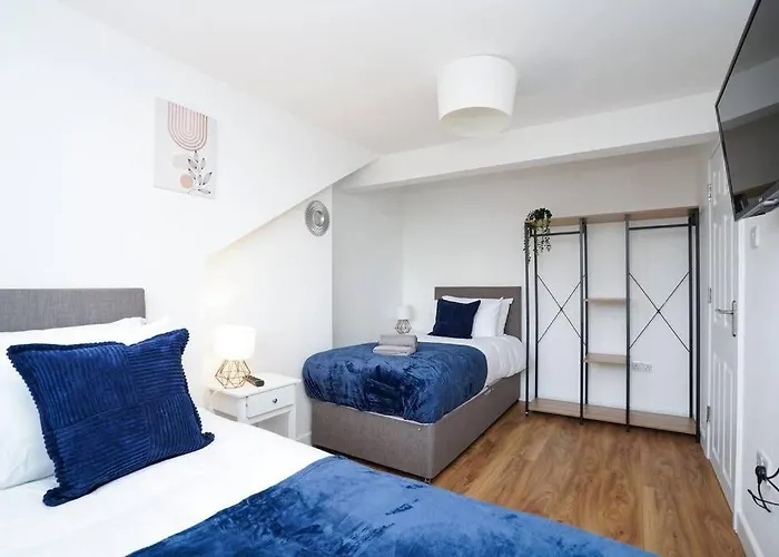 Appartamento 3 Bedroom With Free Parking *